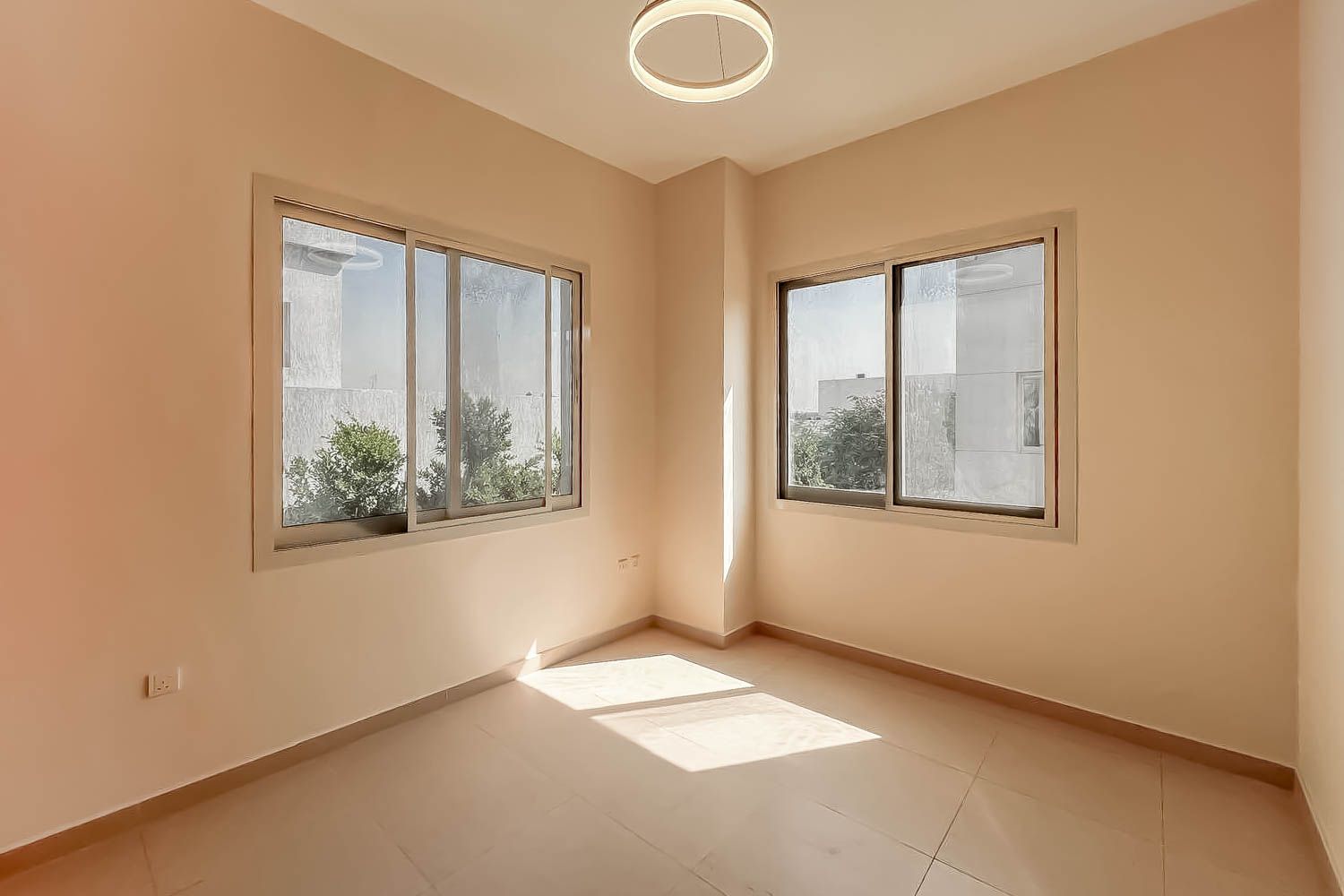 4 Bedrooms Villa in Al Rashidiya