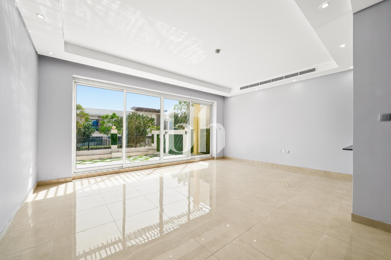 Corner Plot | Park View | Close to Comunity Center