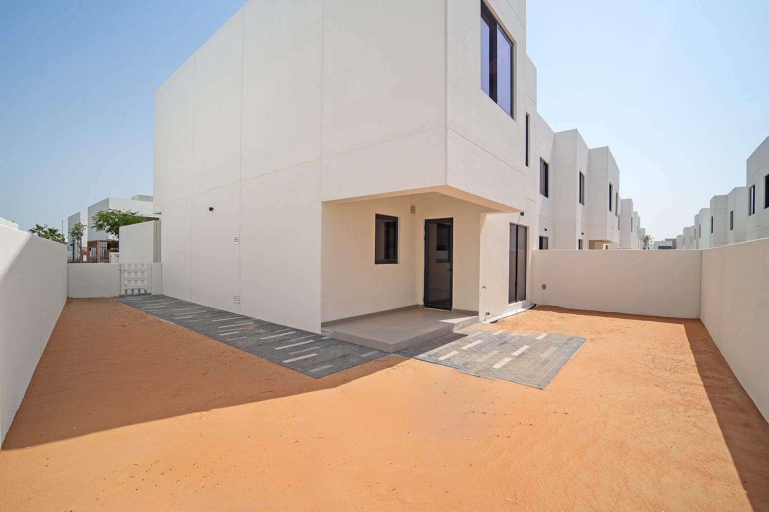 3 Bedrooms Townhouse in Noya 1