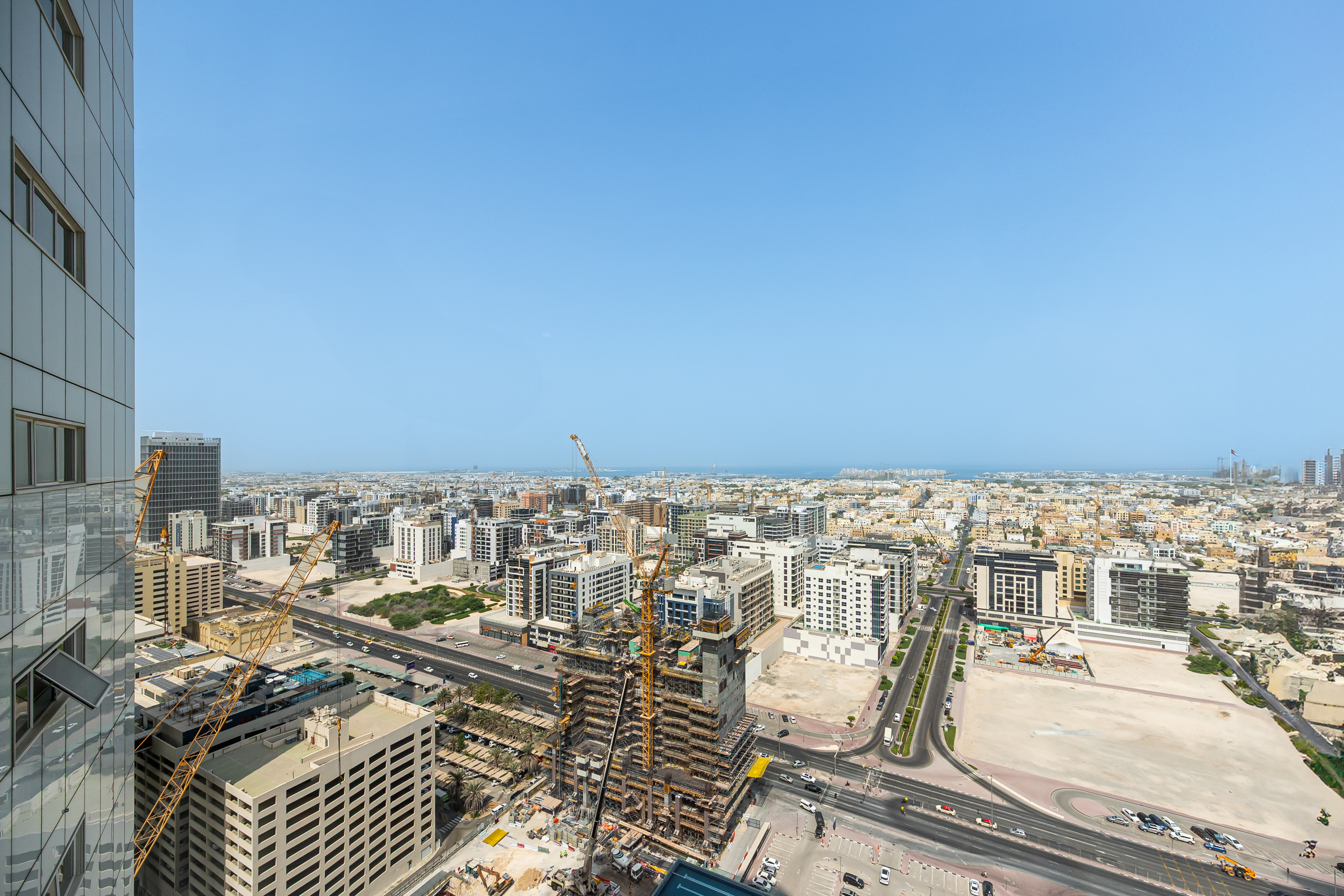 2 Bedrooms Apartment in Park Place Tower