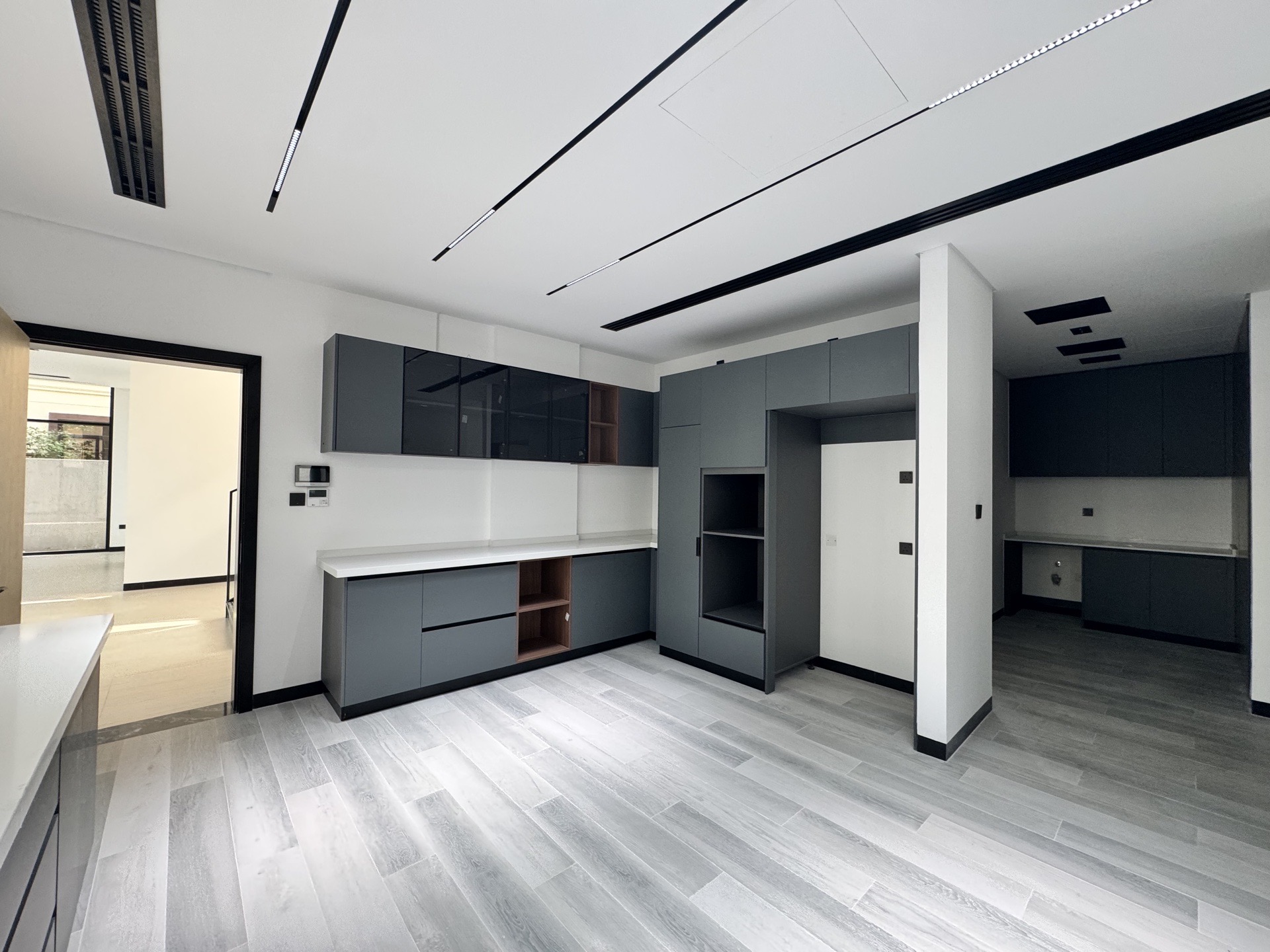 5 Bedrooms Villa in Al Furjan West