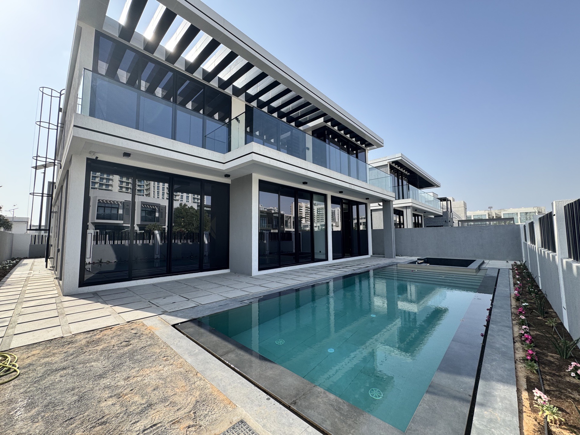 5 Bedrooms Villa in Al Furjan West