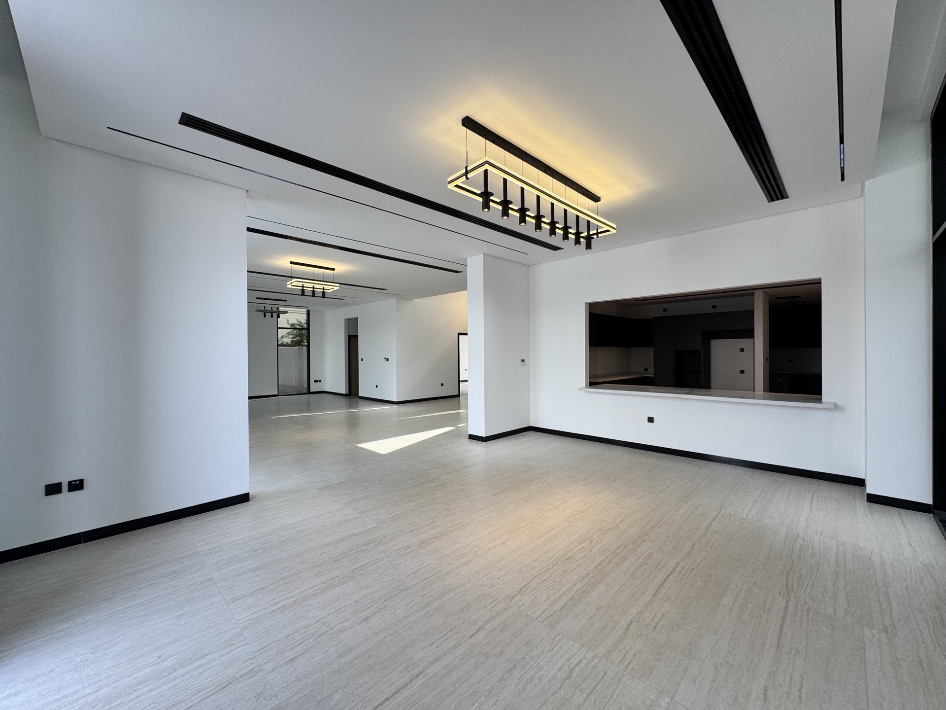 5 Bedrooms Villa in Al Furjan West