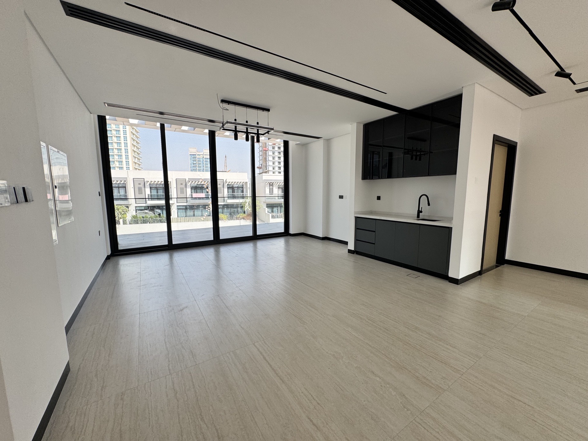 5 Bedrooms Villa in Al Furjan West