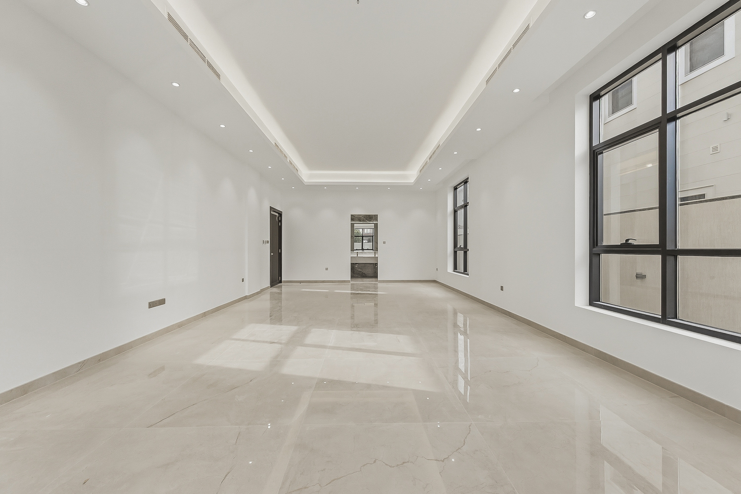 5 Bedrooms Villa in Al Khawaneej 1