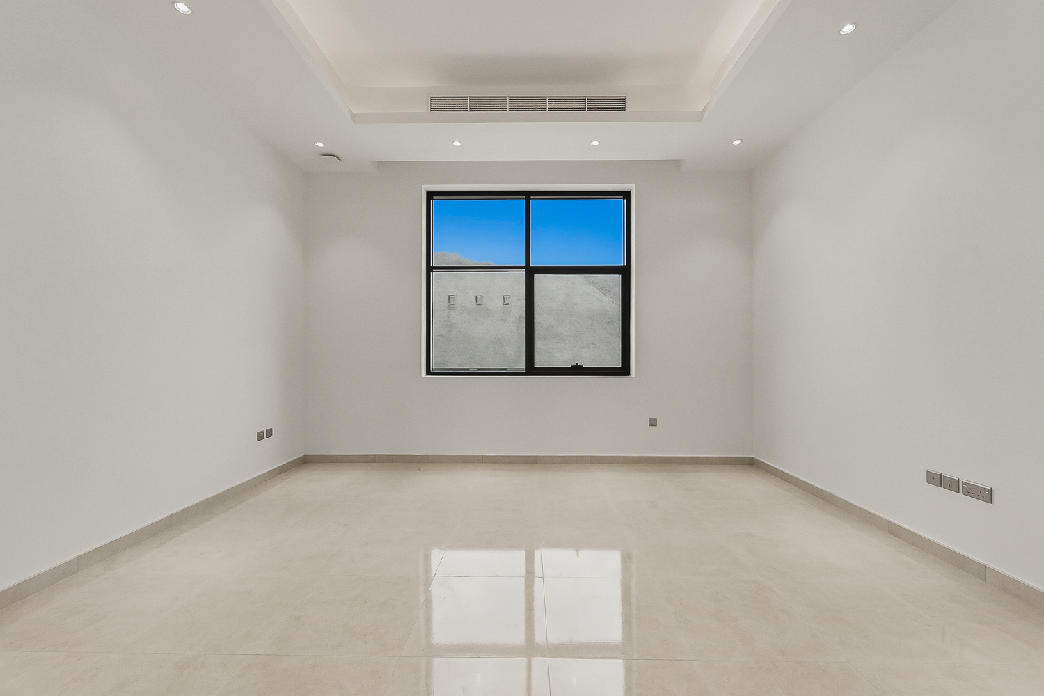 5 Bedrooms Villa in Al Khawaneej 1