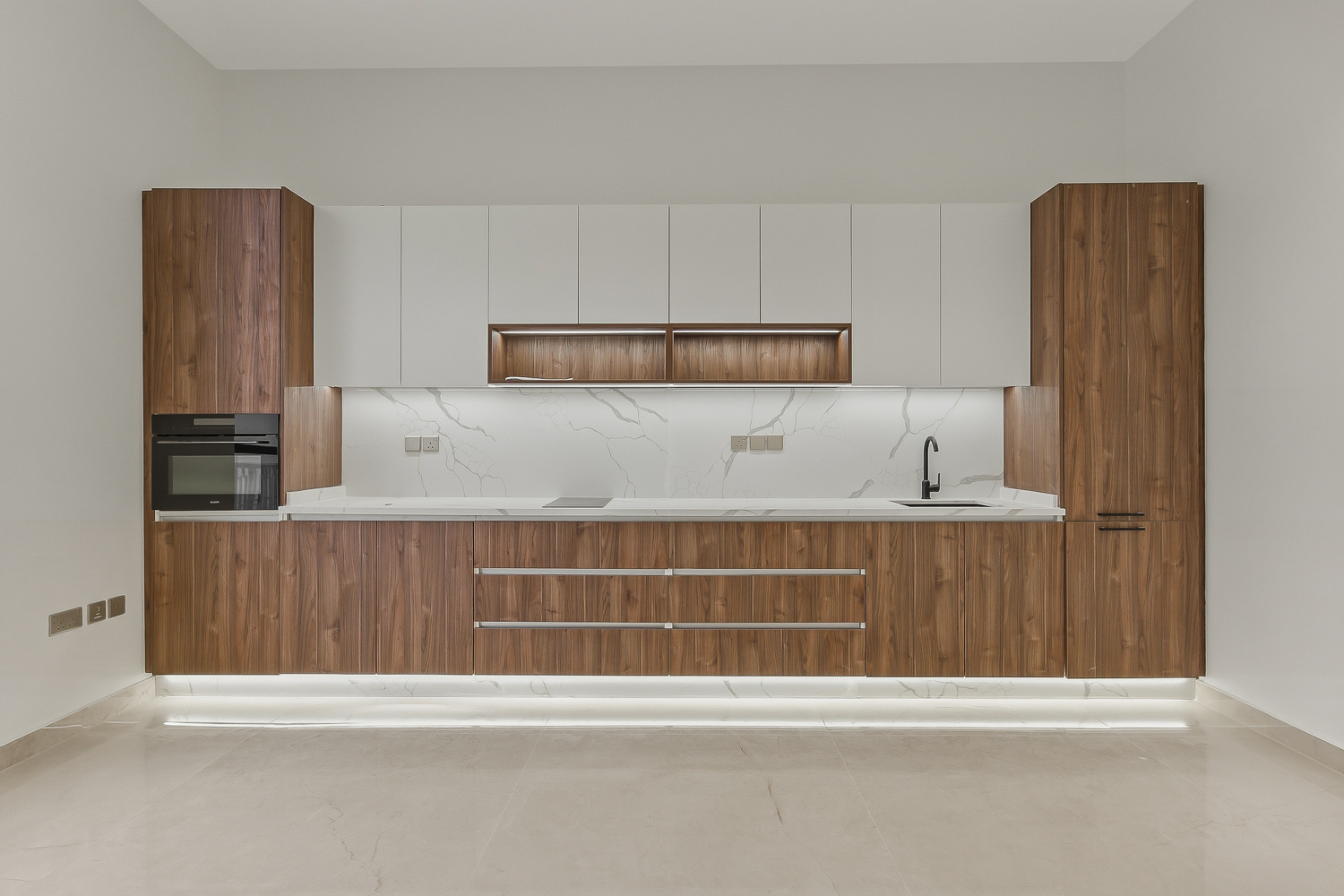 5 Bedrooms Villa in Al Khawaneej 1