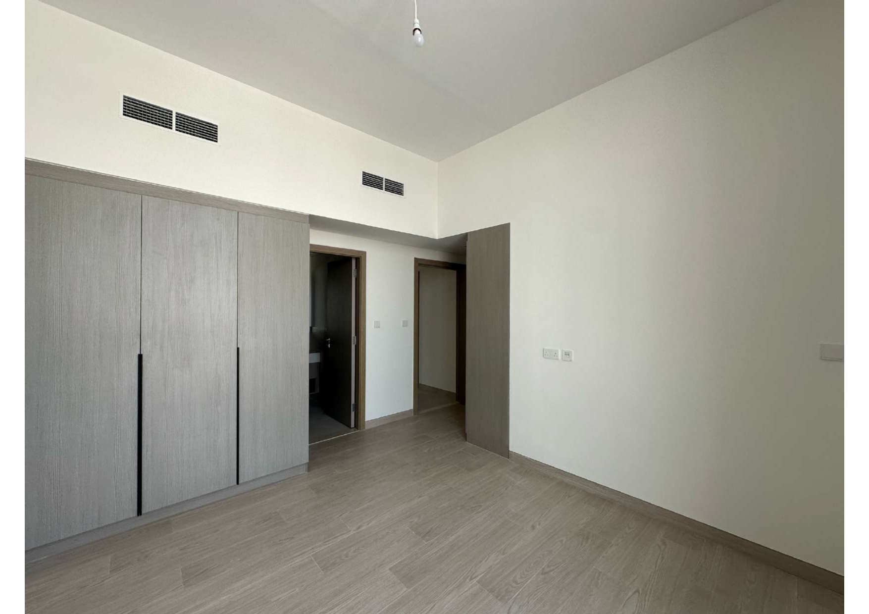 3 Bedrooms Townhouse in Murooj Al Furjan East