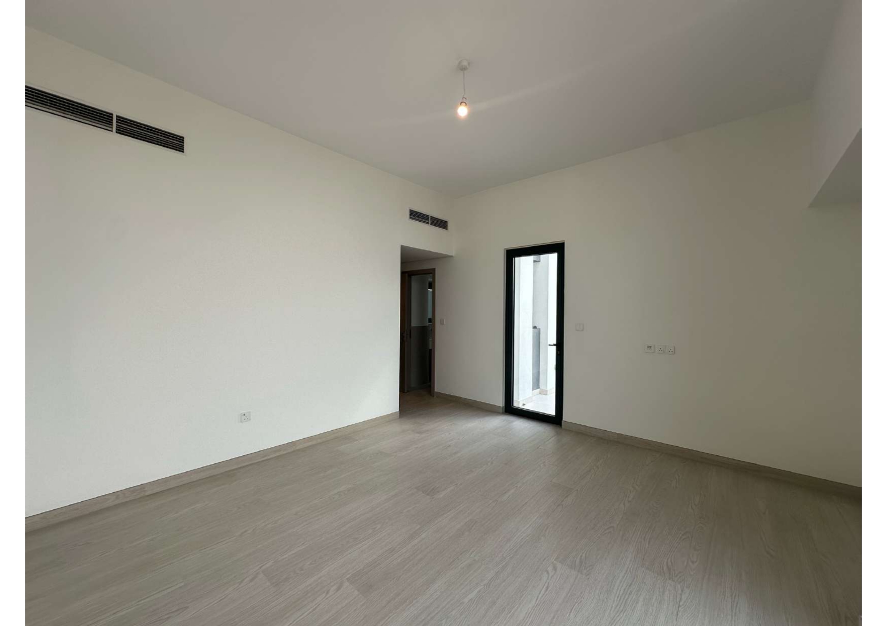 3 Bedrooms Townhouse in Murooj Al Furjan East