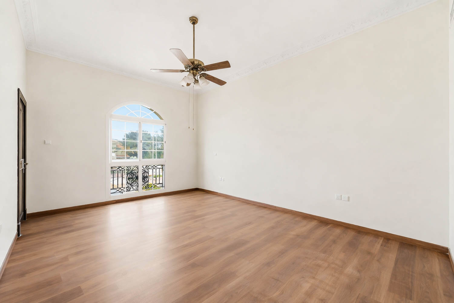 5 Bedrooms Villa in Al Barsha 3 Villas