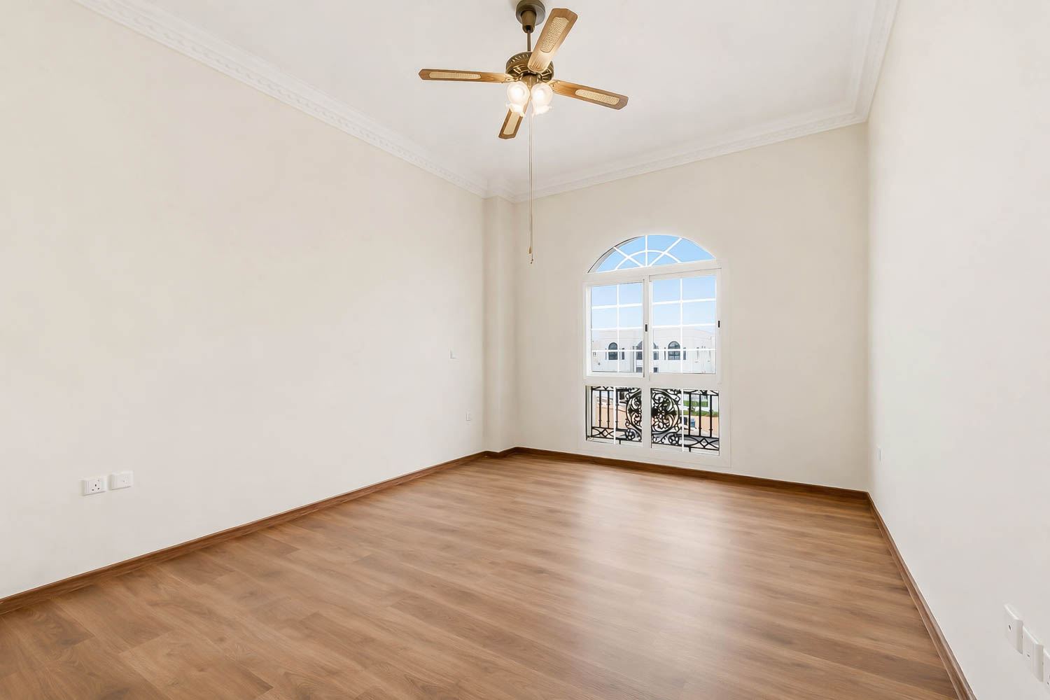 5 Bedrooms Villa in Al Barsha 3 Villas