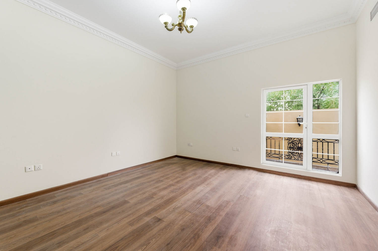 5 Bedrooms Villa in Al Barsha 3 Villas