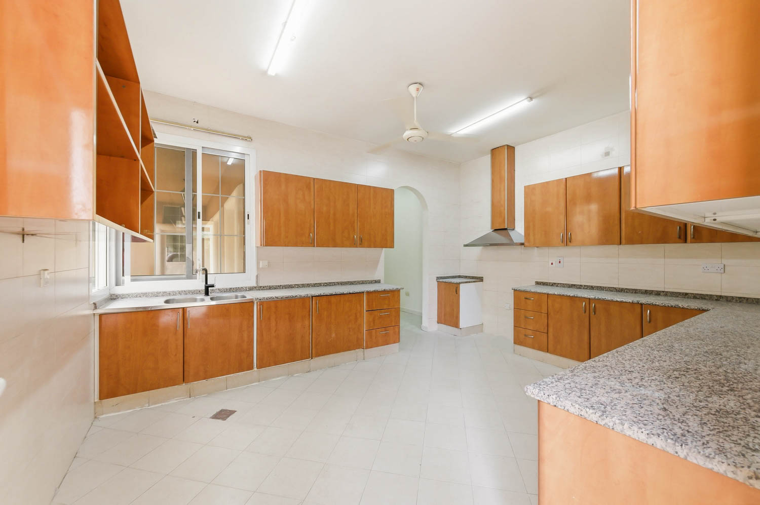 5 Bedrooms Villa in Al Barsha 3 Villas