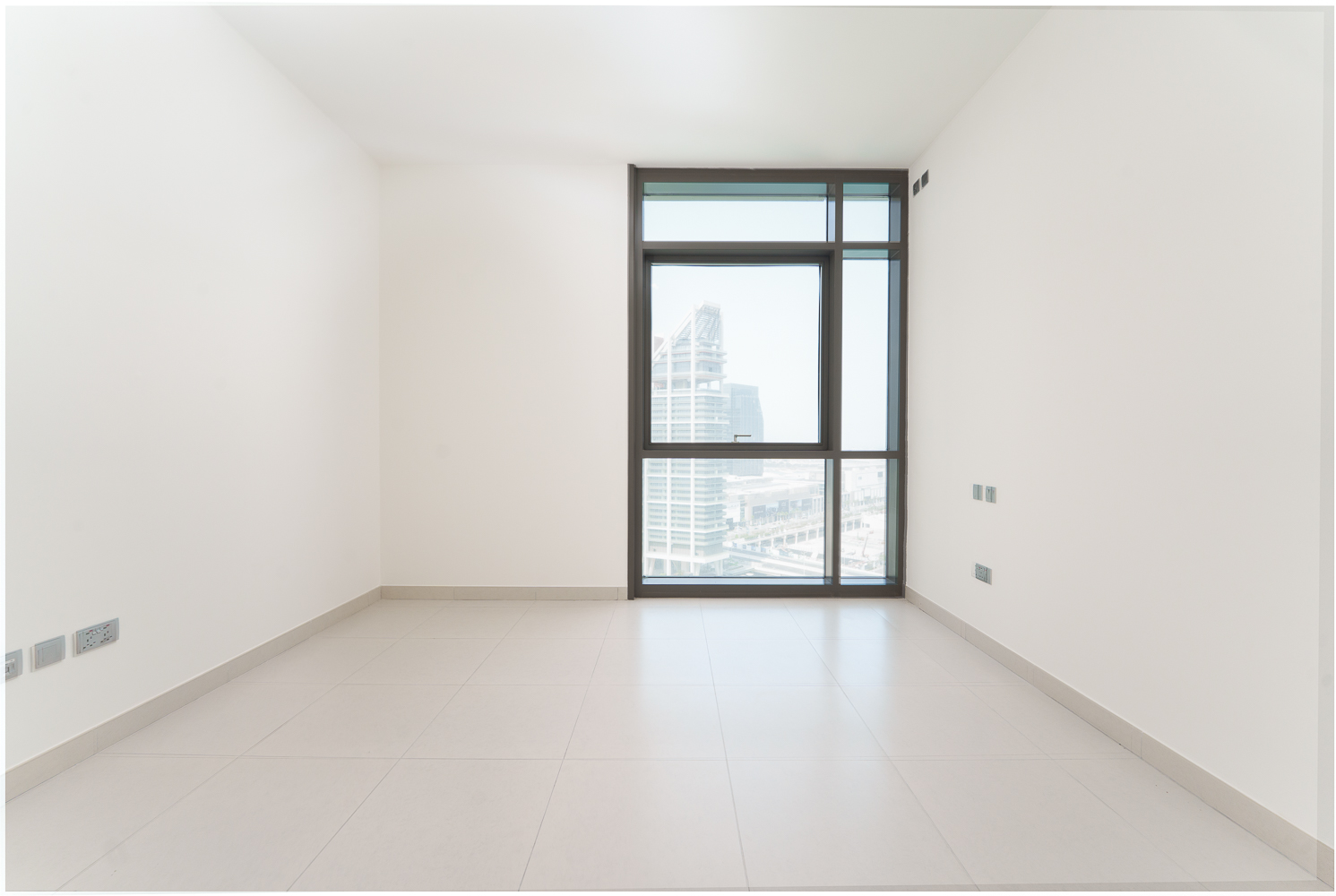 2 Bedrooms Apartment in Canal Residence