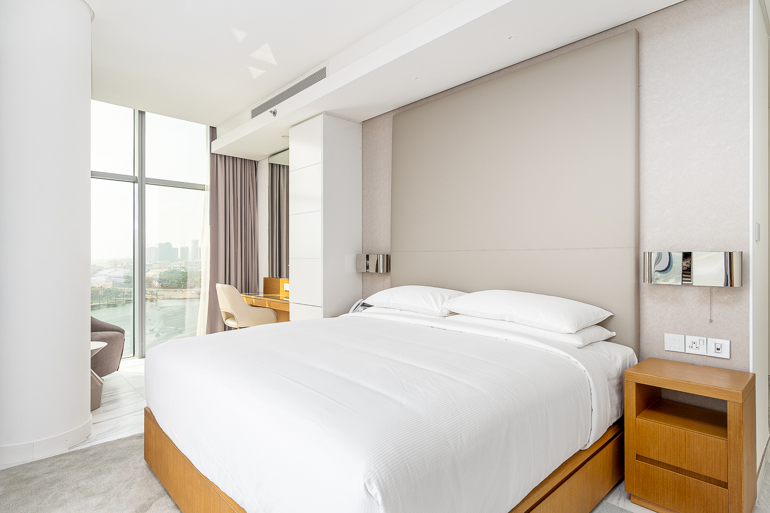 3 Bedrooms Hotel Apartment in Marriott Marquis Dubai