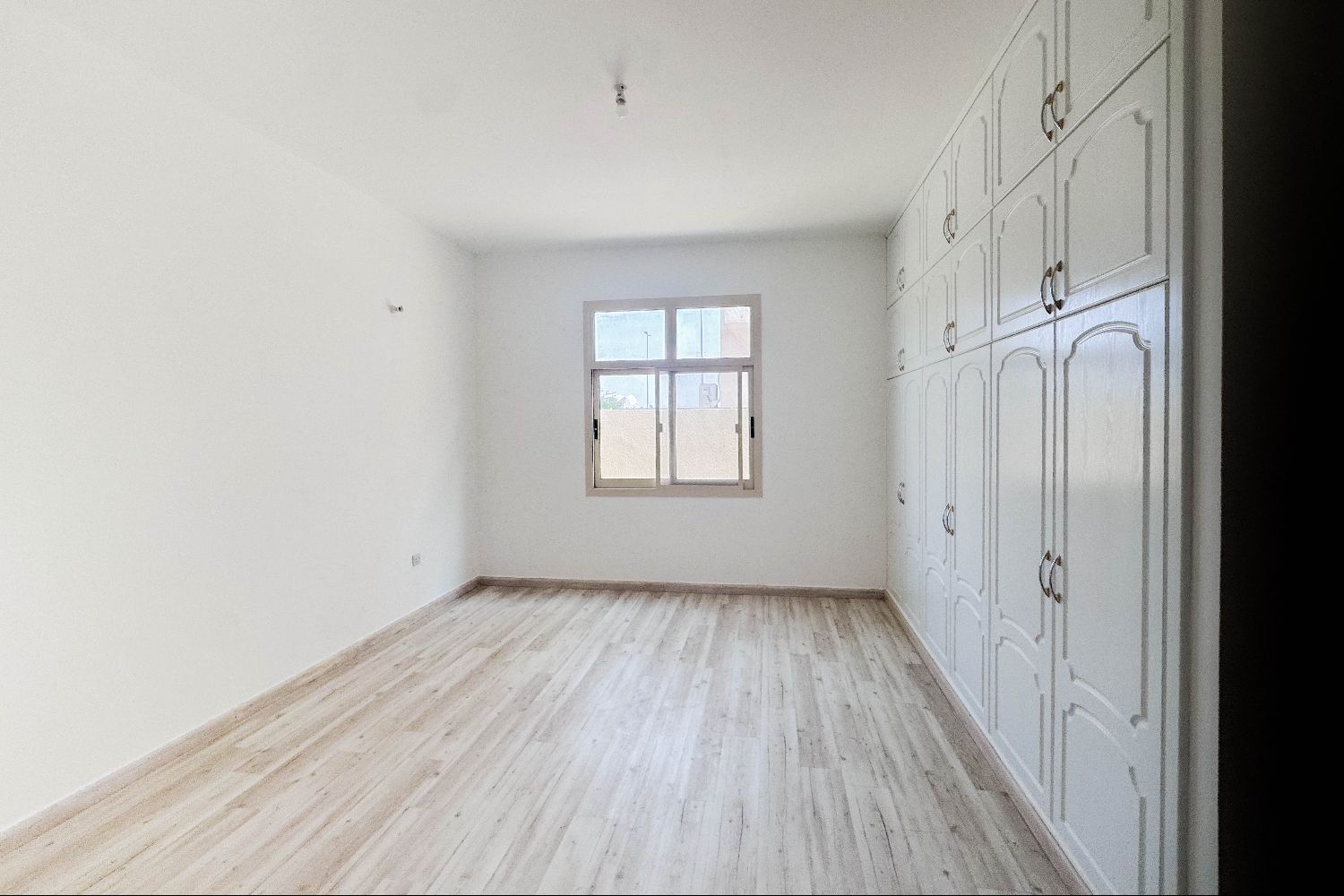 7 Bedrooms Villa in Hadbat Al Zafranah