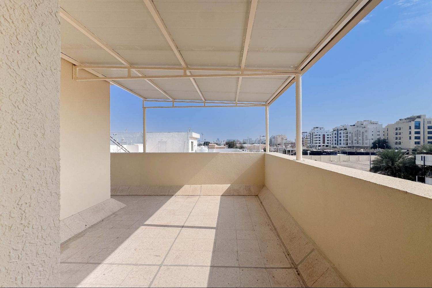 7 Bedrooms Villa in Hadbat Al Zafranah