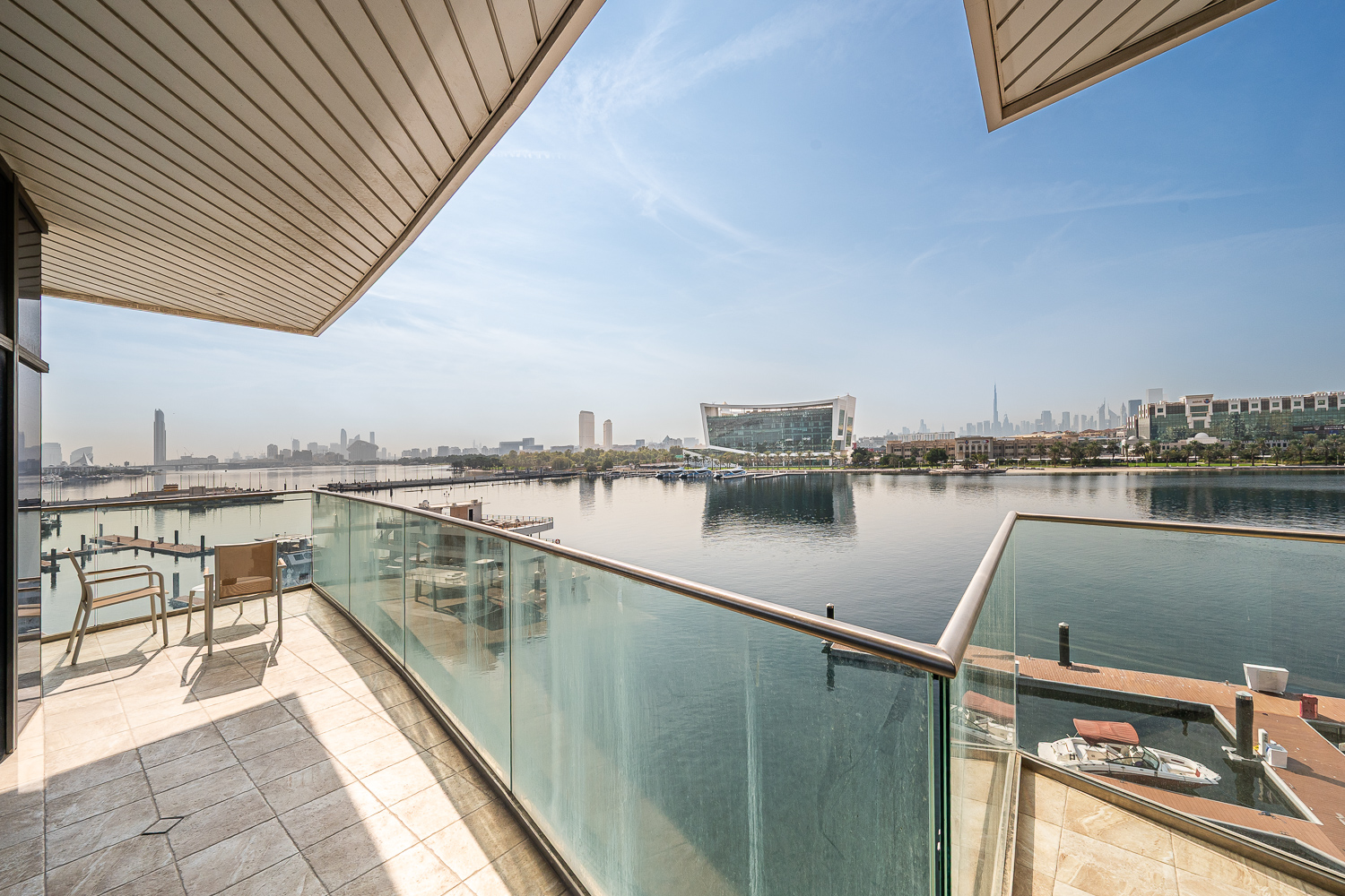 2 Bedrooms Hotel Apartment in Hilton Dubai Creek Hotel & Residences