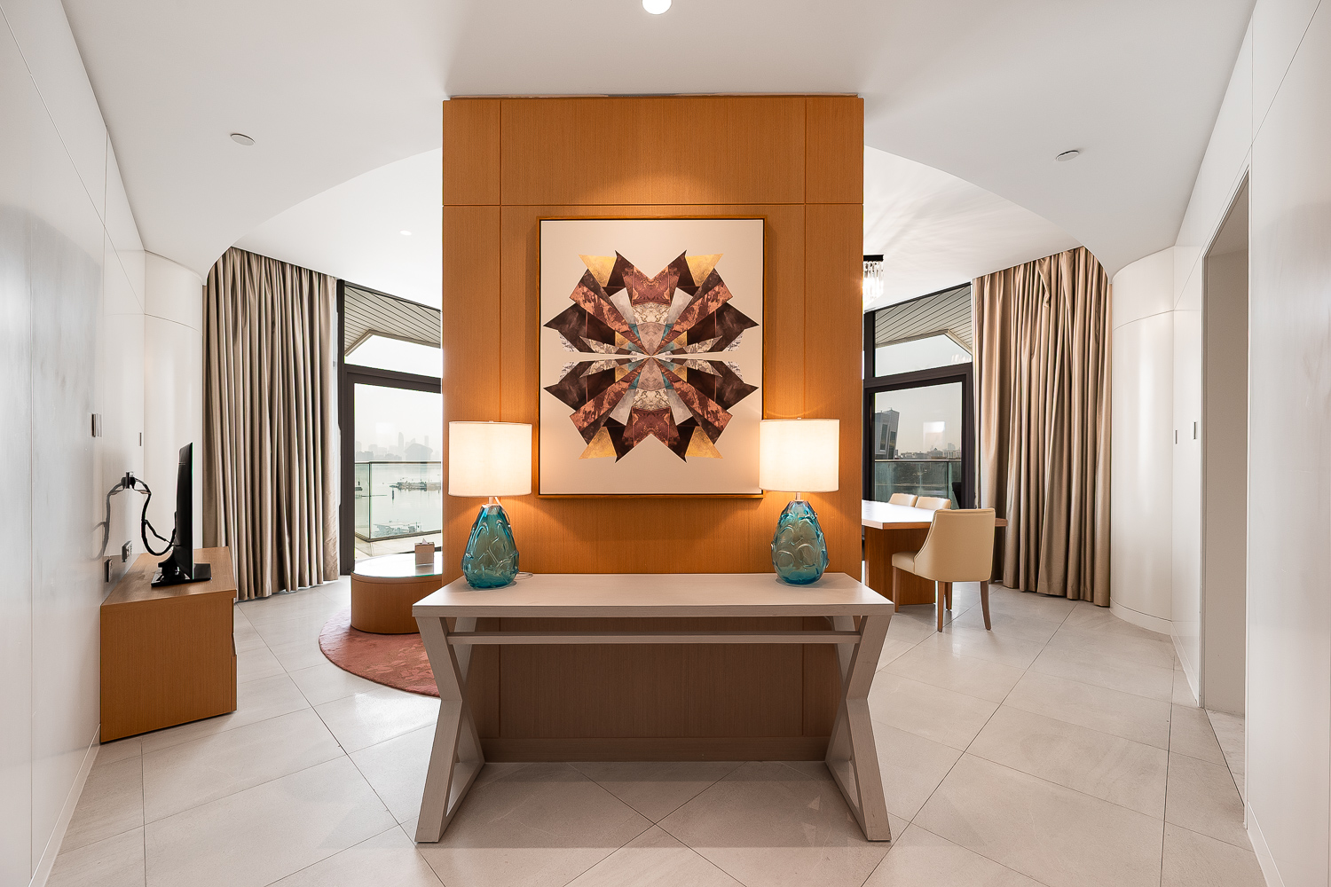 2 Bedrooms Hotel Apartment in Hilton Dubai Creek Hotel & Residences