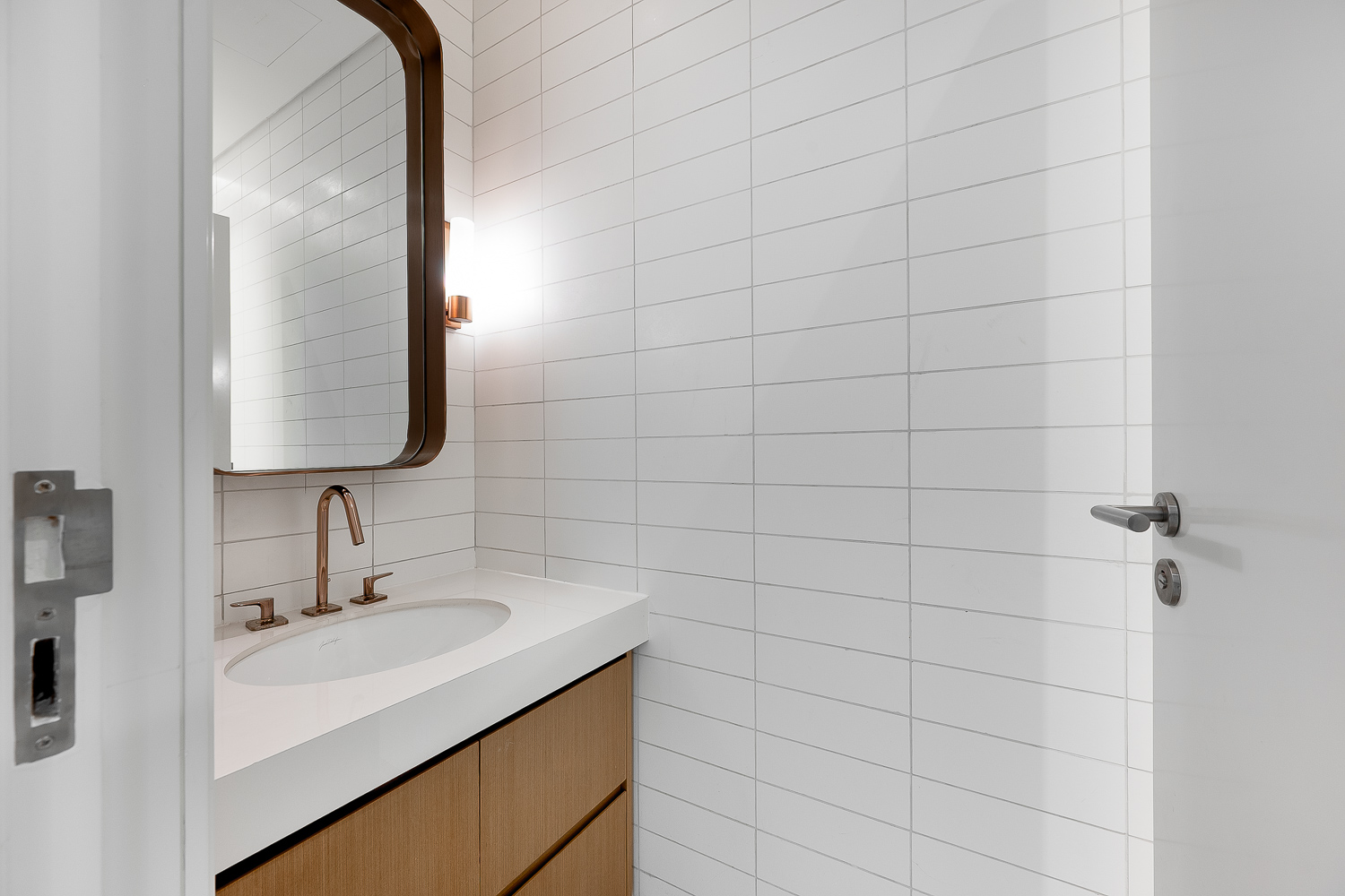 2 Bedrooms Hotel Apartment in Hilton Dubai Creek Hotel & Residences