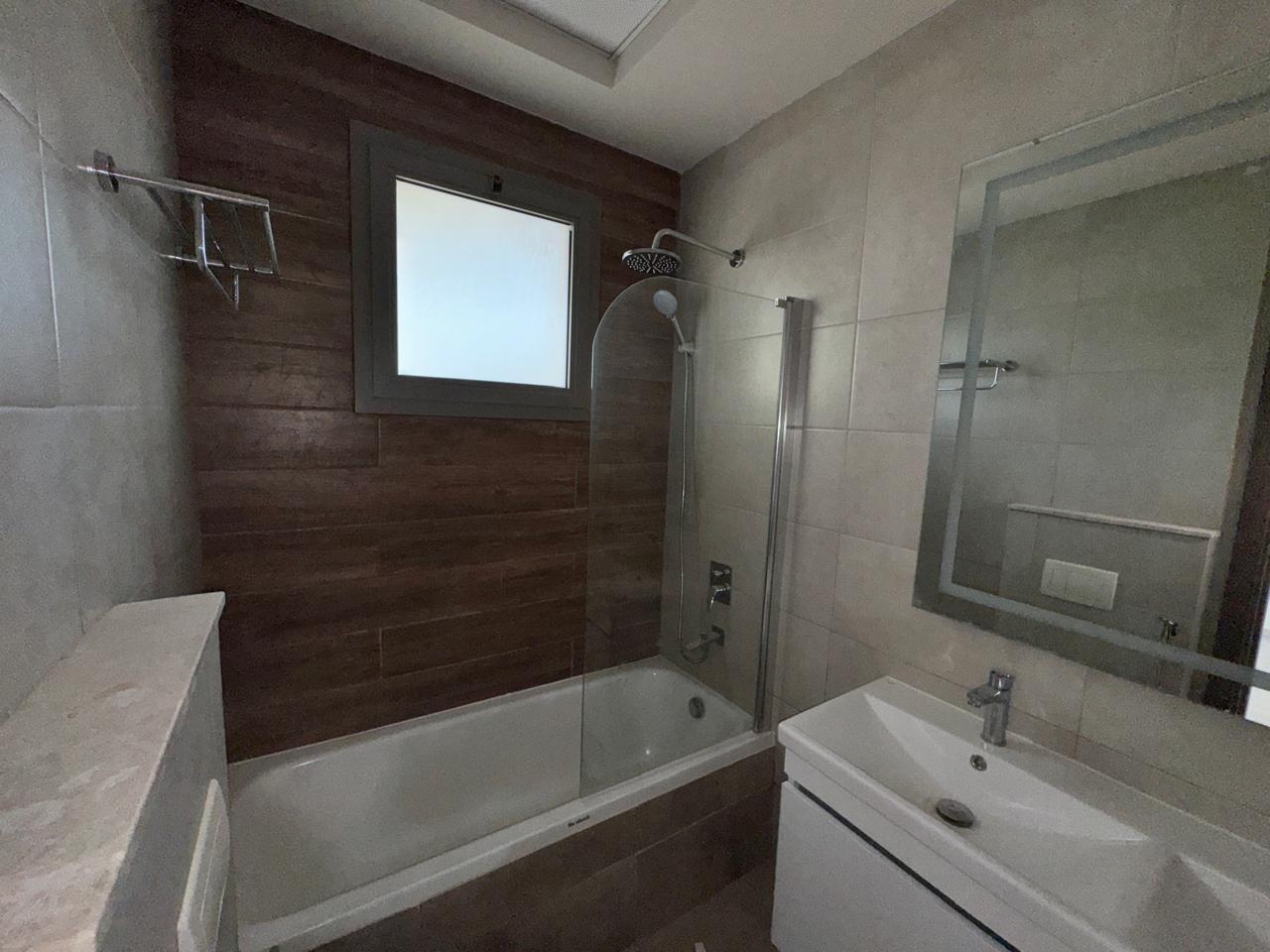 4 Bedrooms Townhouse in Murano Townhouses