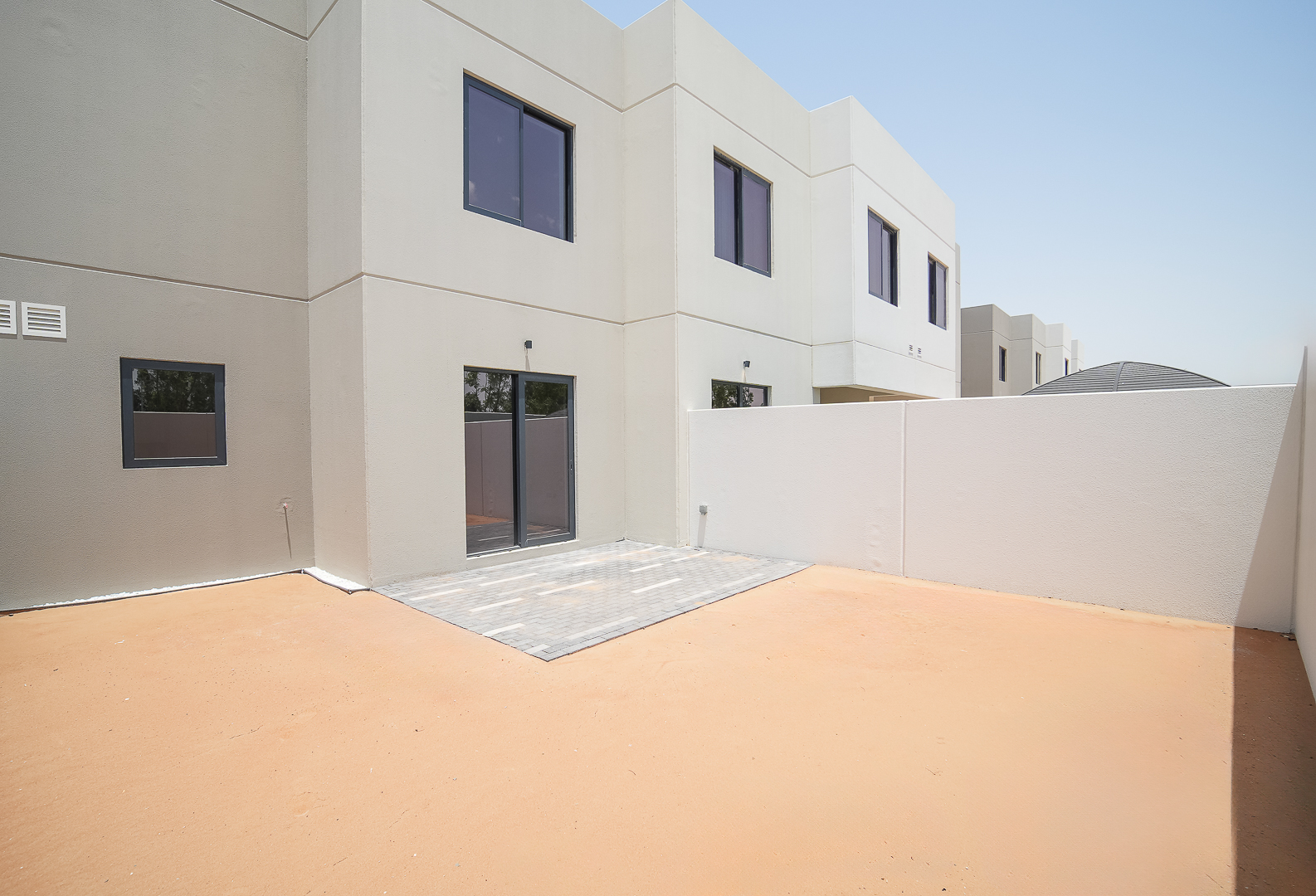 2 Bedrooms Townhouse in Noya 1