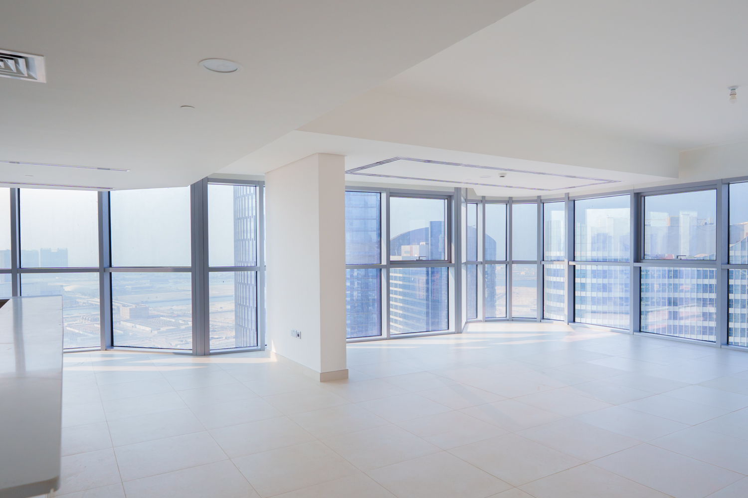 3 Bedrooms Apartment in Radiant Square