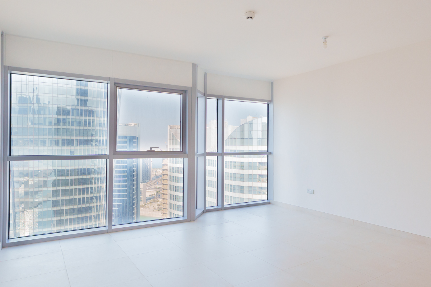 3 Bedrooms Apartment in Radiant Square