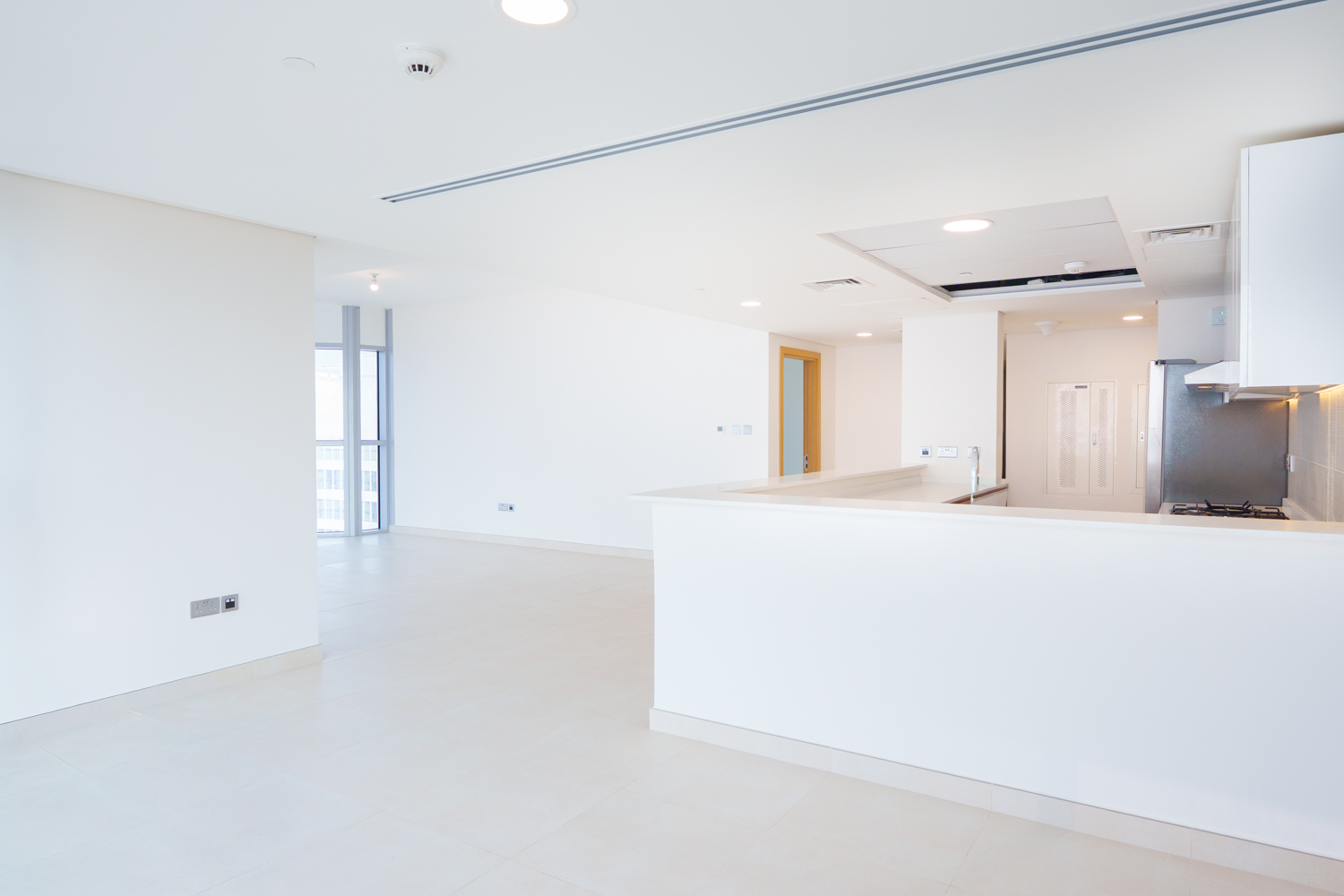 3 Bedrooms Apartment in Radiant Square