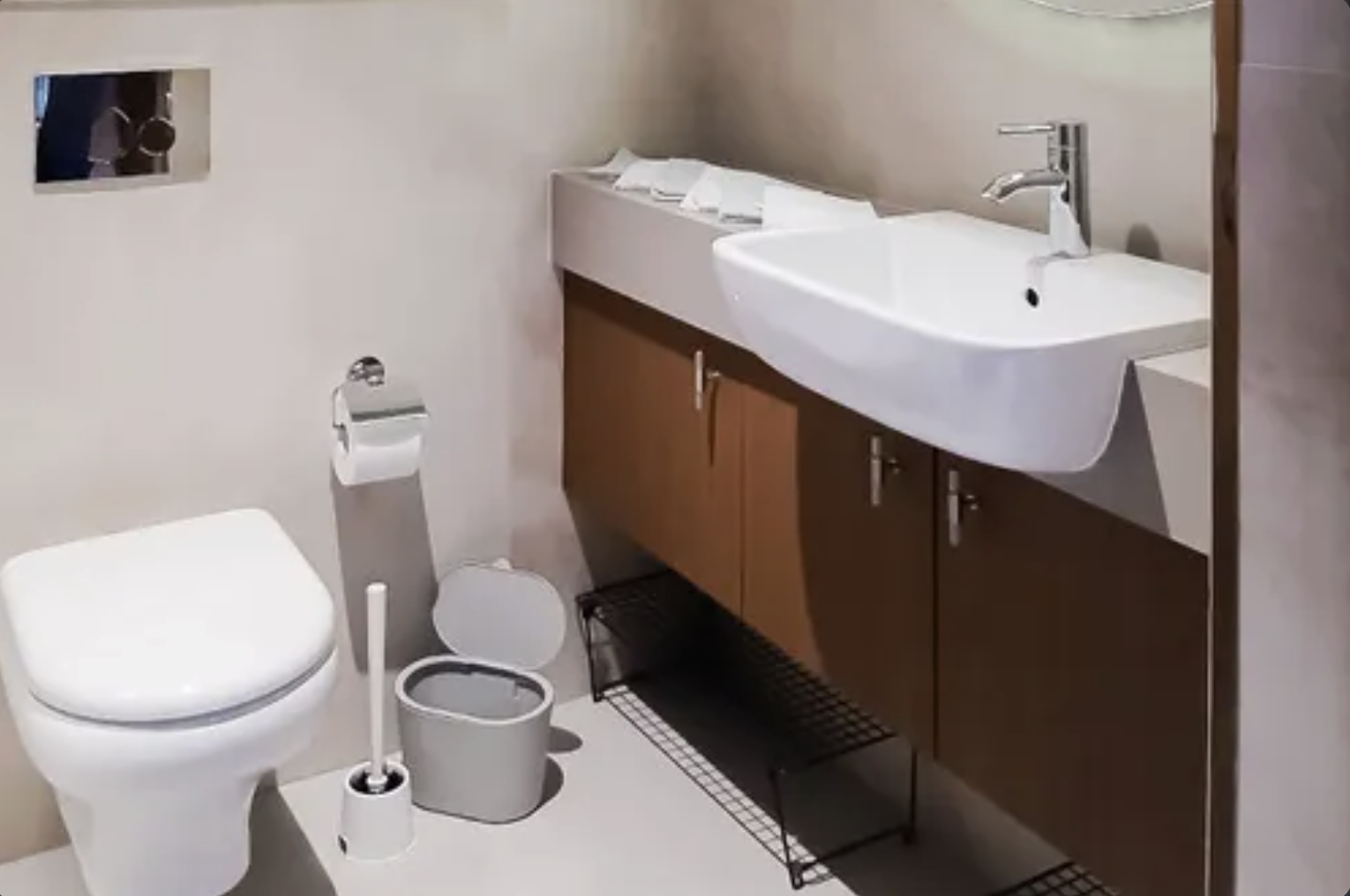  Apartment in Azizi Mirage