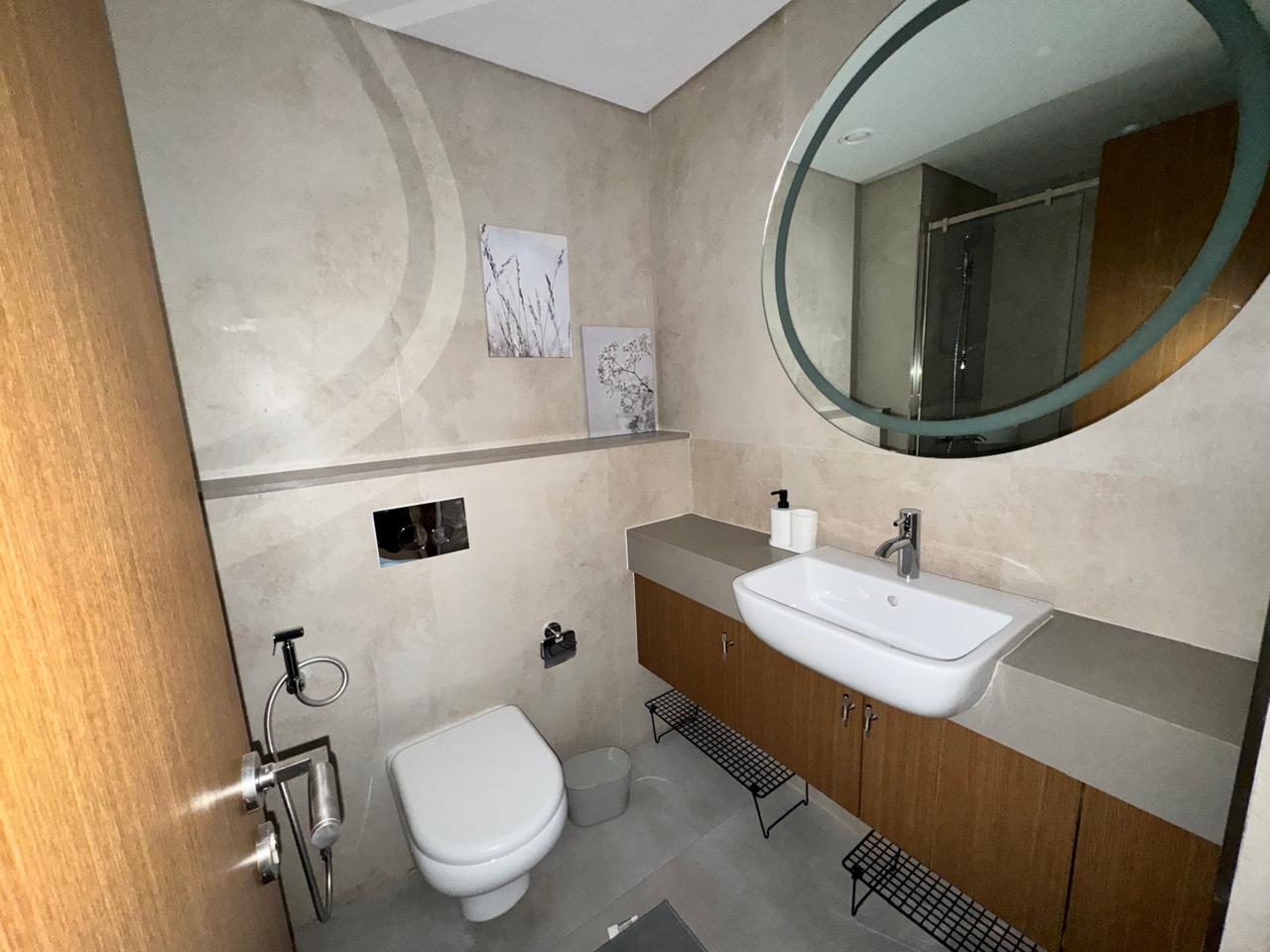  Apartment in Azizi Mirage