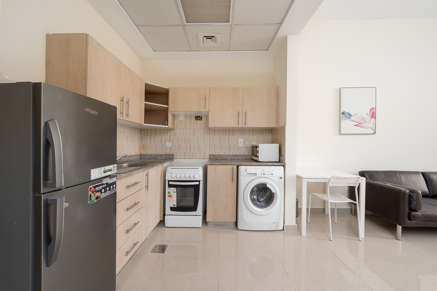  Apartment in Madison Astor