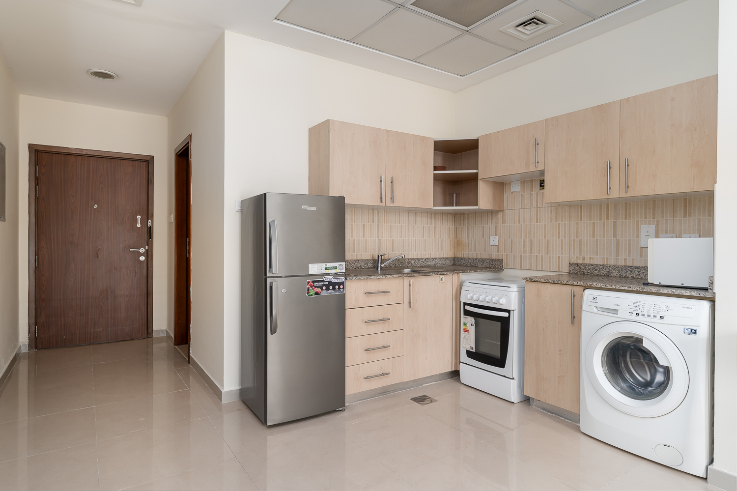  Apartment in Madison Astor