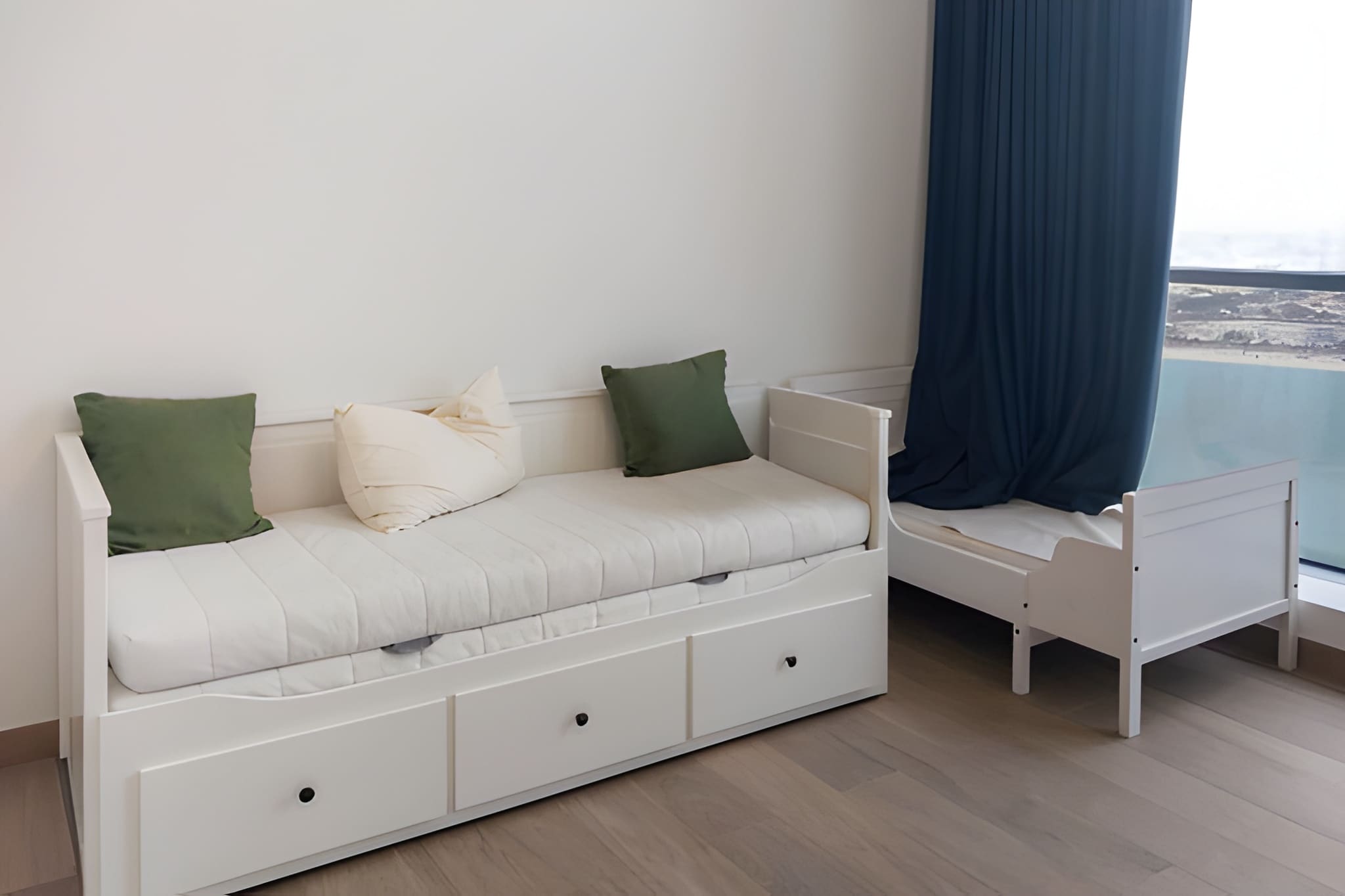 3 Bedrooms Apartment in La Plage Tower