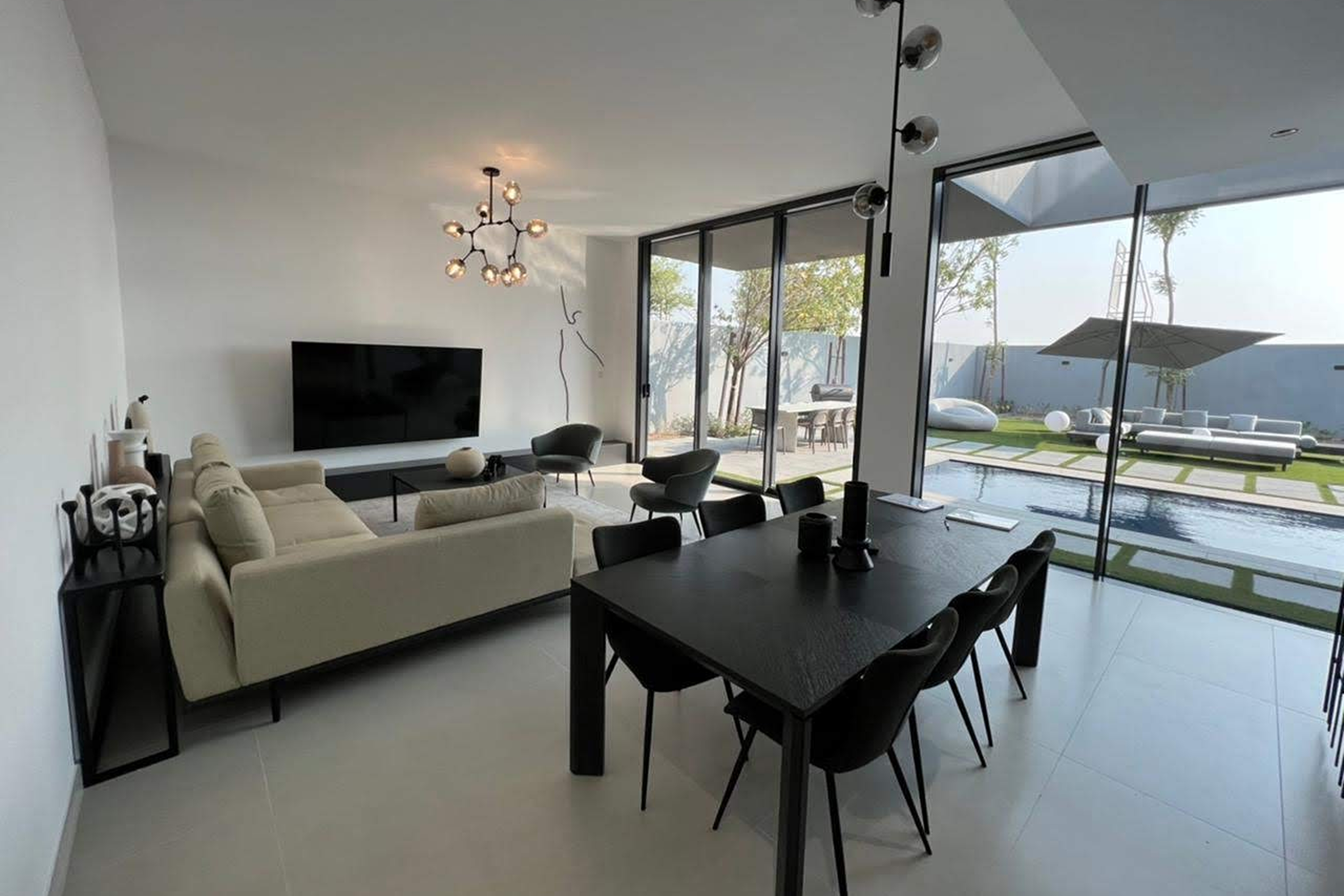 4 Bedrooms Townhouse in Melia