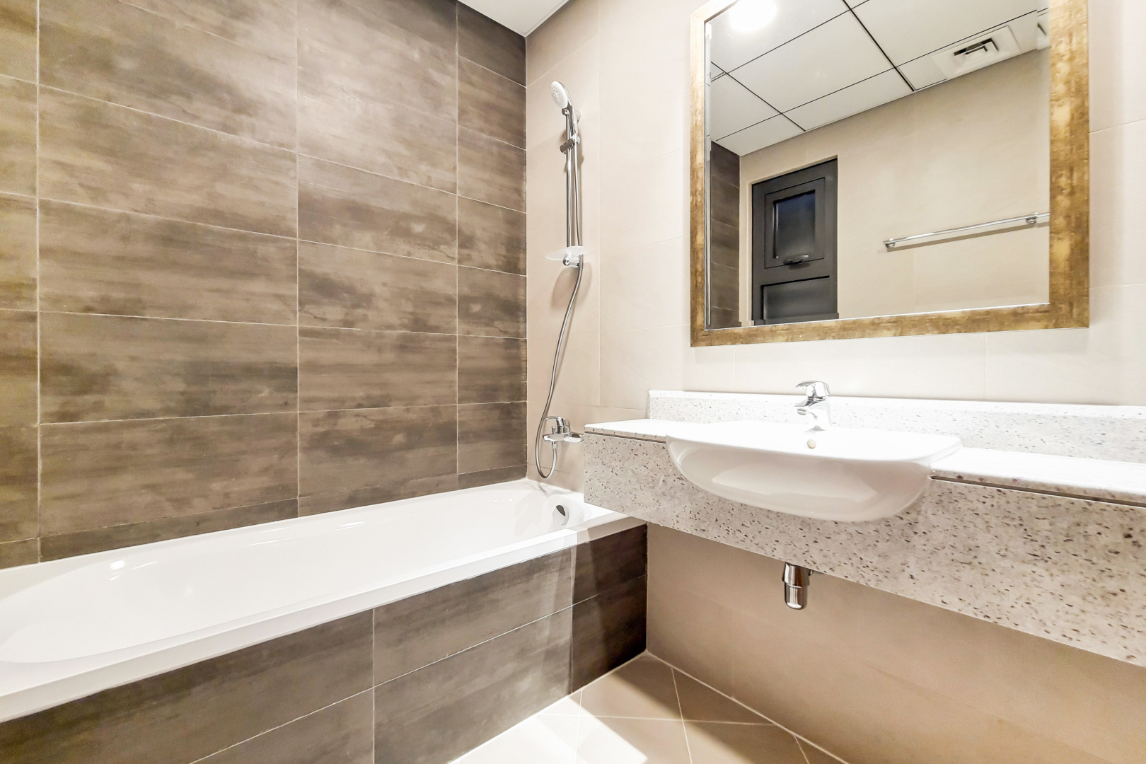 1 Bedroom Apartment in Jaddaf Views