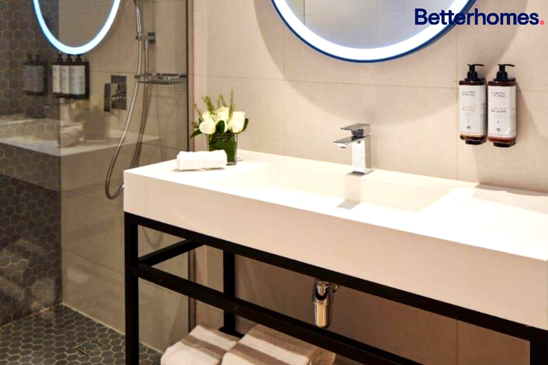  Apartment in Tower 1