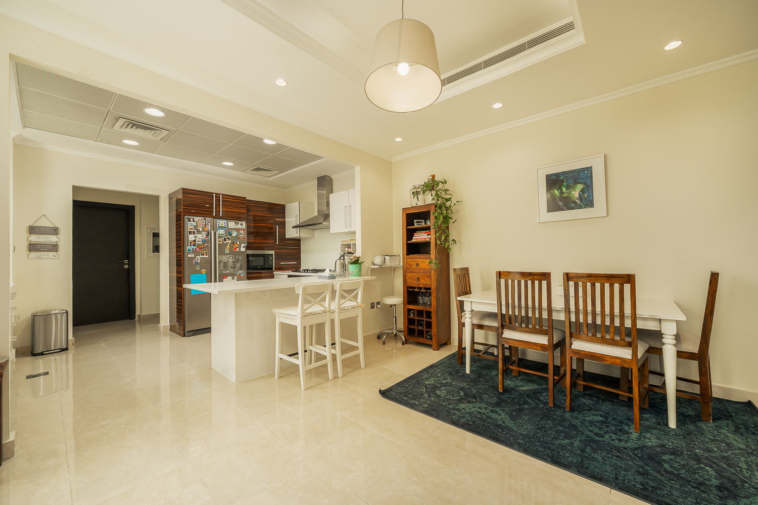 3 Bedrooms Villa in Cluster 1