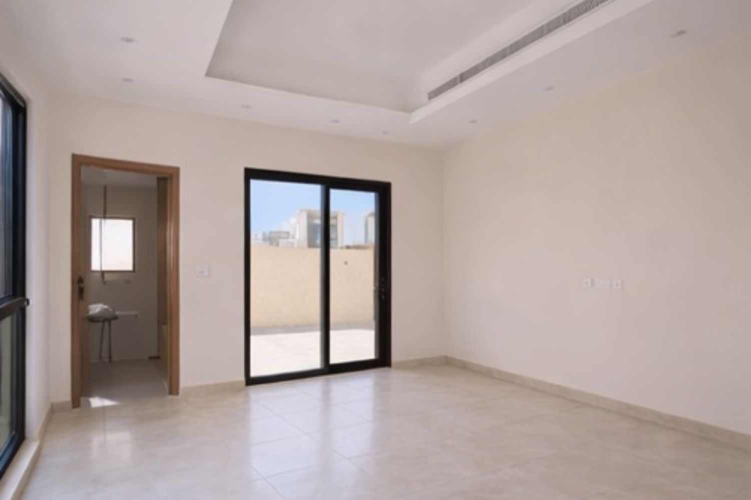 5 Bedrooms Villa in Alreeman