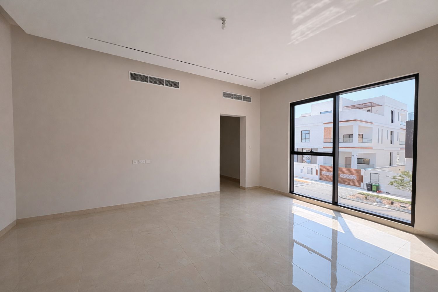 5 Bedrooms Villa in Alreeman