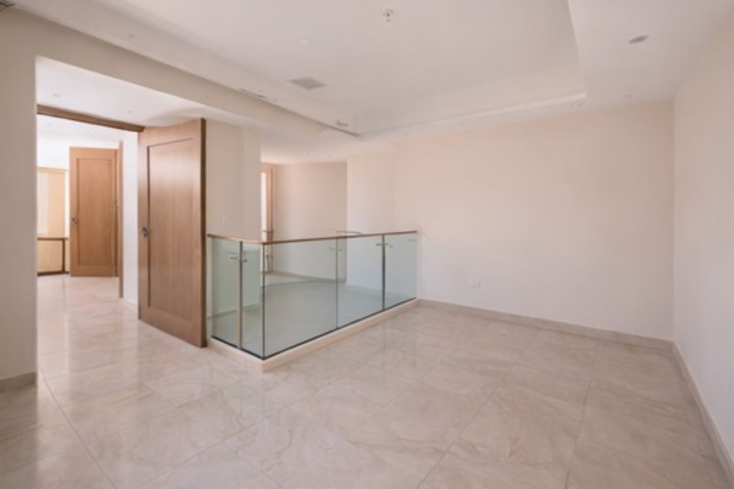 5 Bedrooms Villa in Alreeman