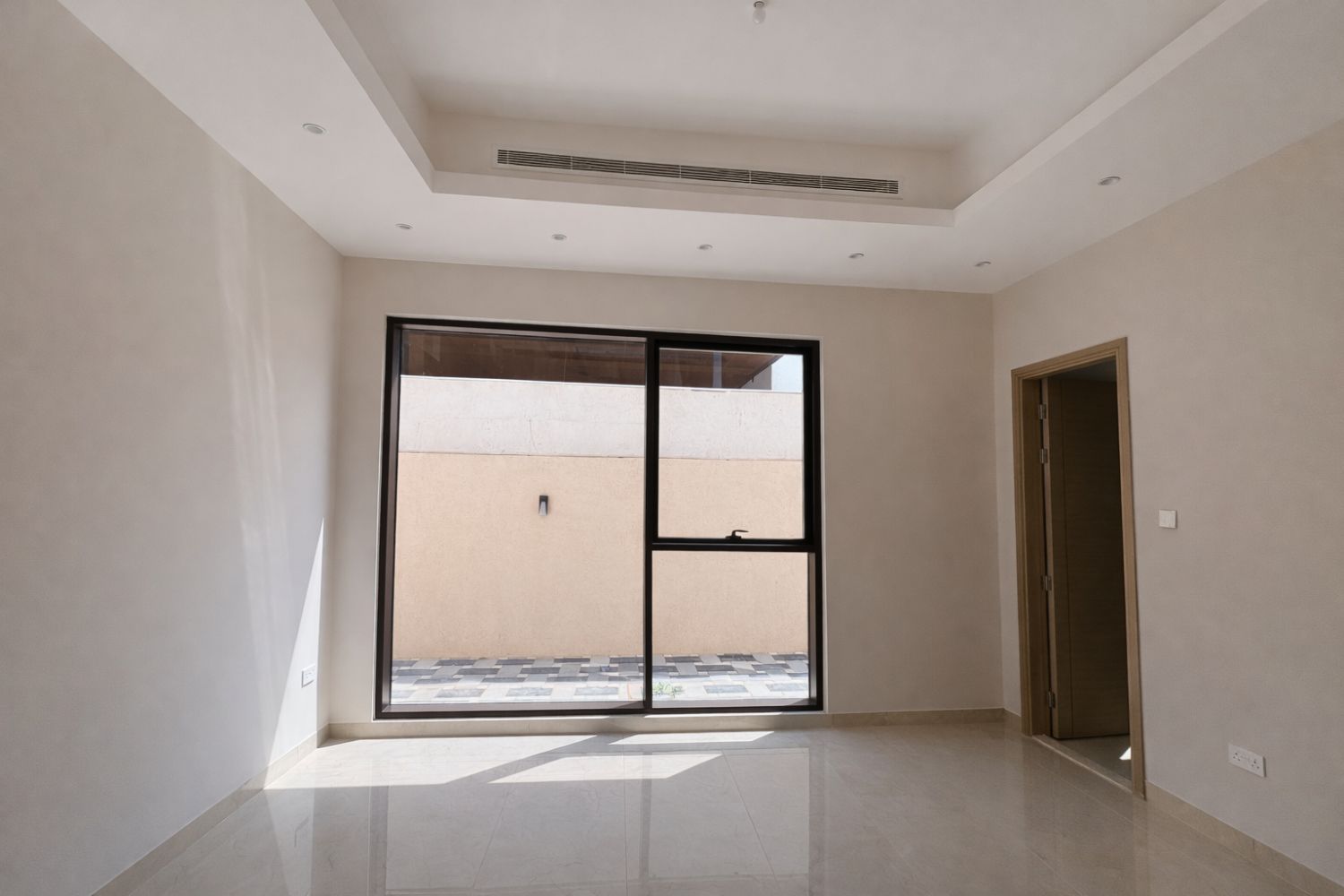 5 Bedrooms Villa in Alreeman