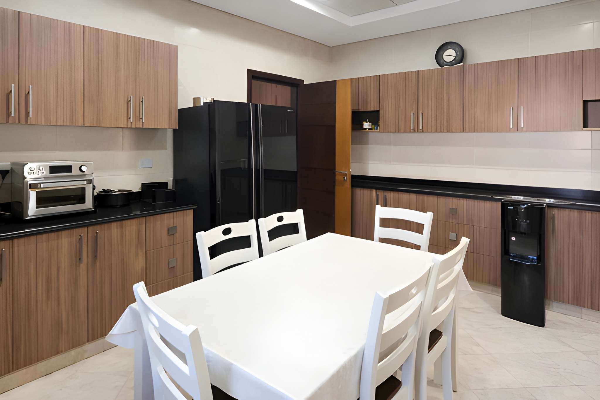 10 Bedrooms Villa in Sharjah Garden City