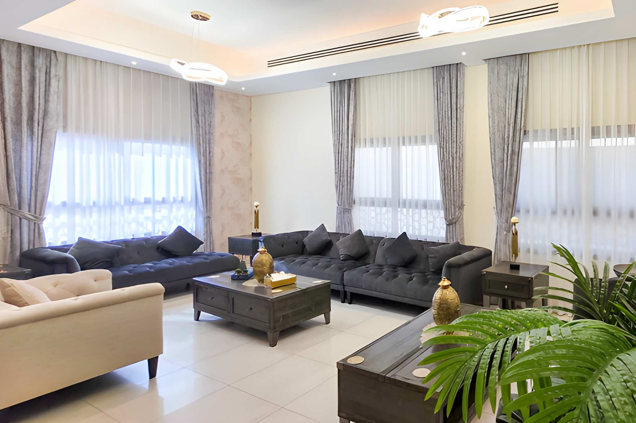 10 Bedrooms Villa in Sharjah Garden City