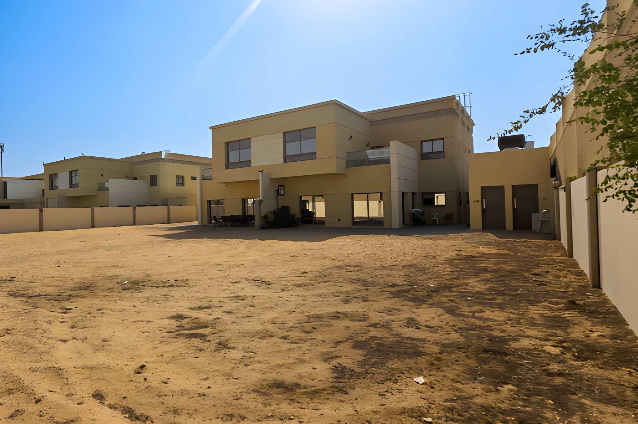 10 Bedrooms Villa in Sharjah Garden City