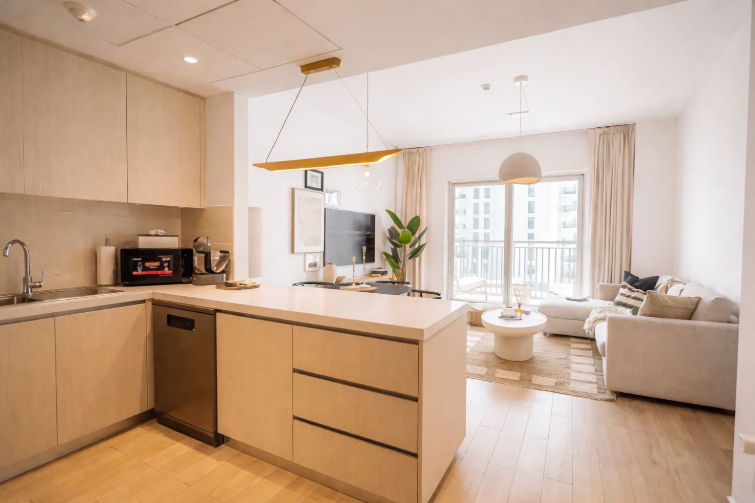 2 Bedrooms Apartment in Waters Edge