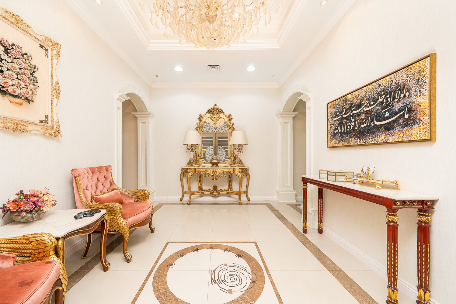 4 Bedrooms Villa in Al Khawaneej 1