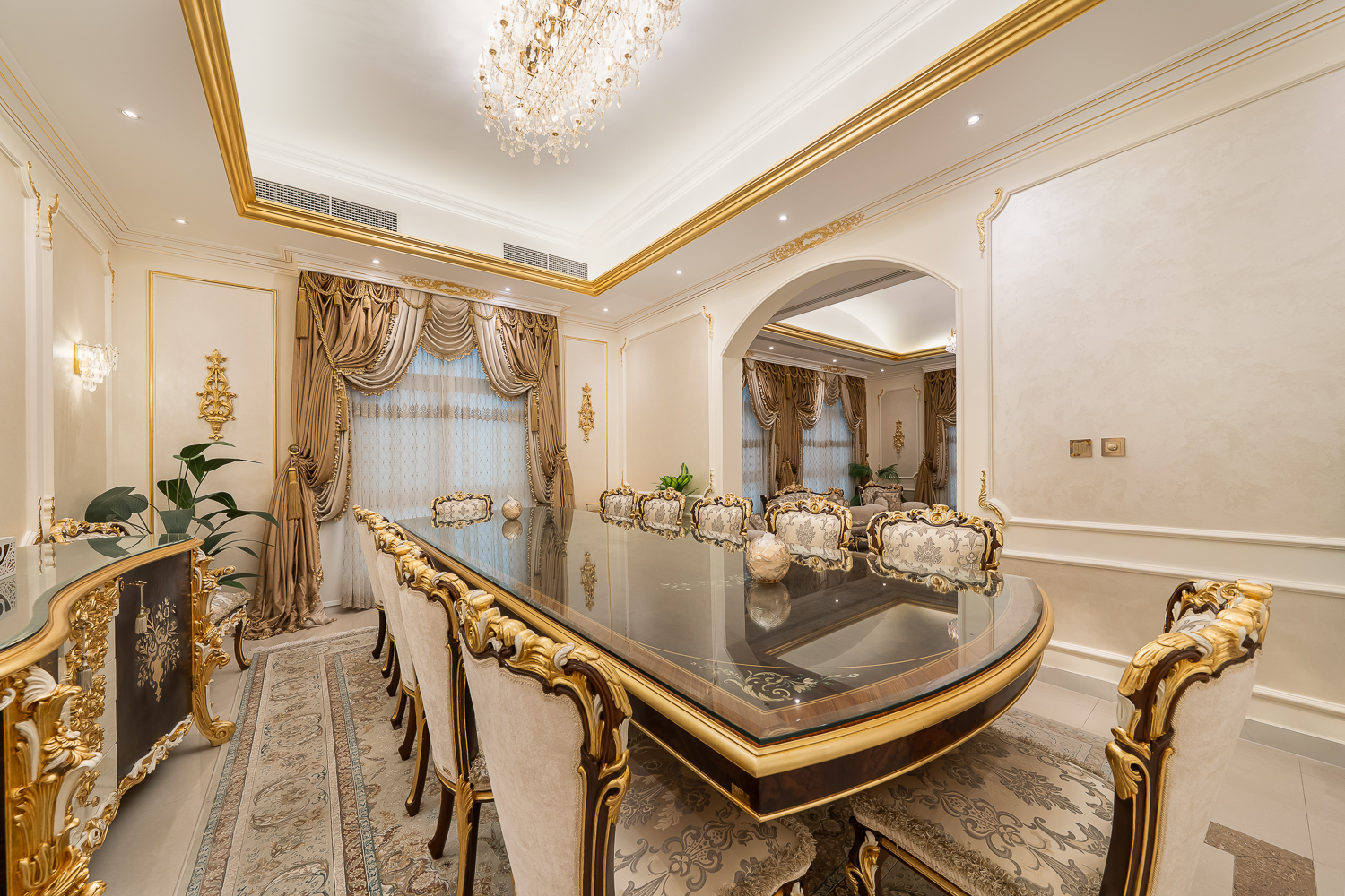 4 Bedrooms Villa in Al Khawaneej 1