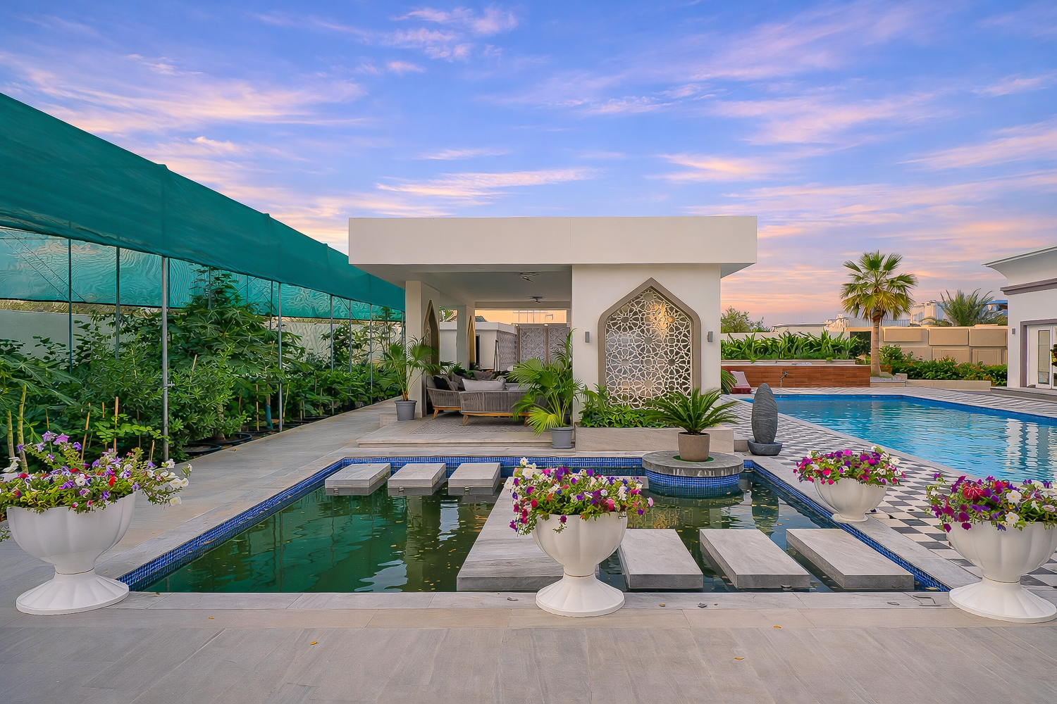 4 Bedrooms Villa in Al Khawaneej 1