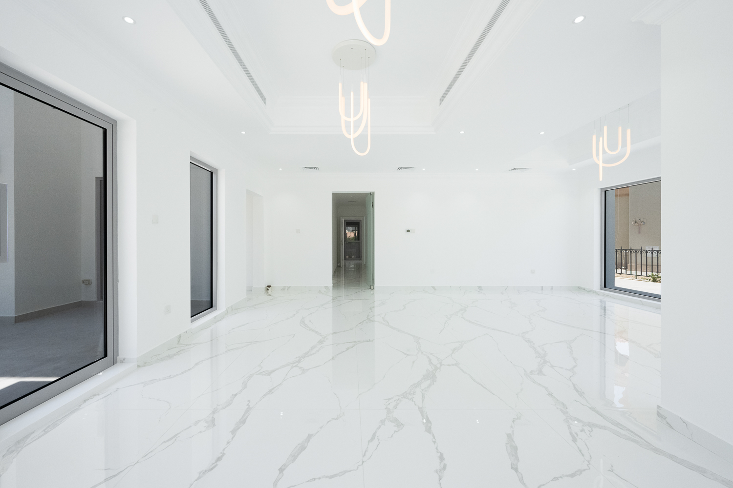 5 Bedrooms Villa in Master View